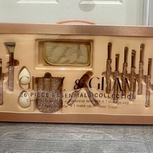 Glitzy Glam 26-Piece Makeup Brush Set